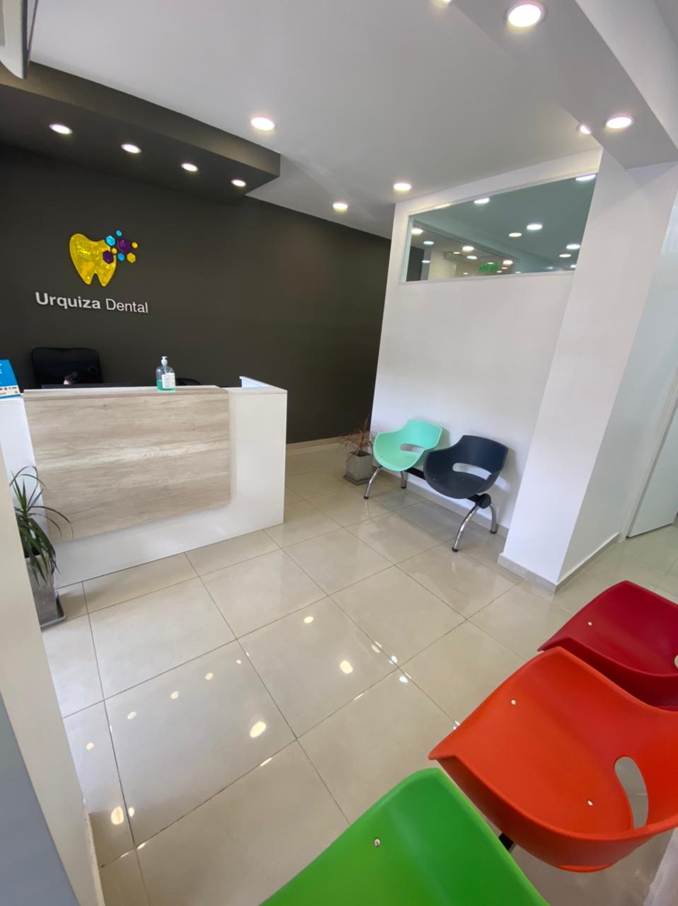 Recepción Urquiza Dental
